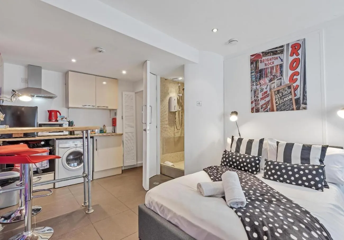 Artist Studio By My Getaways Hove Appartement