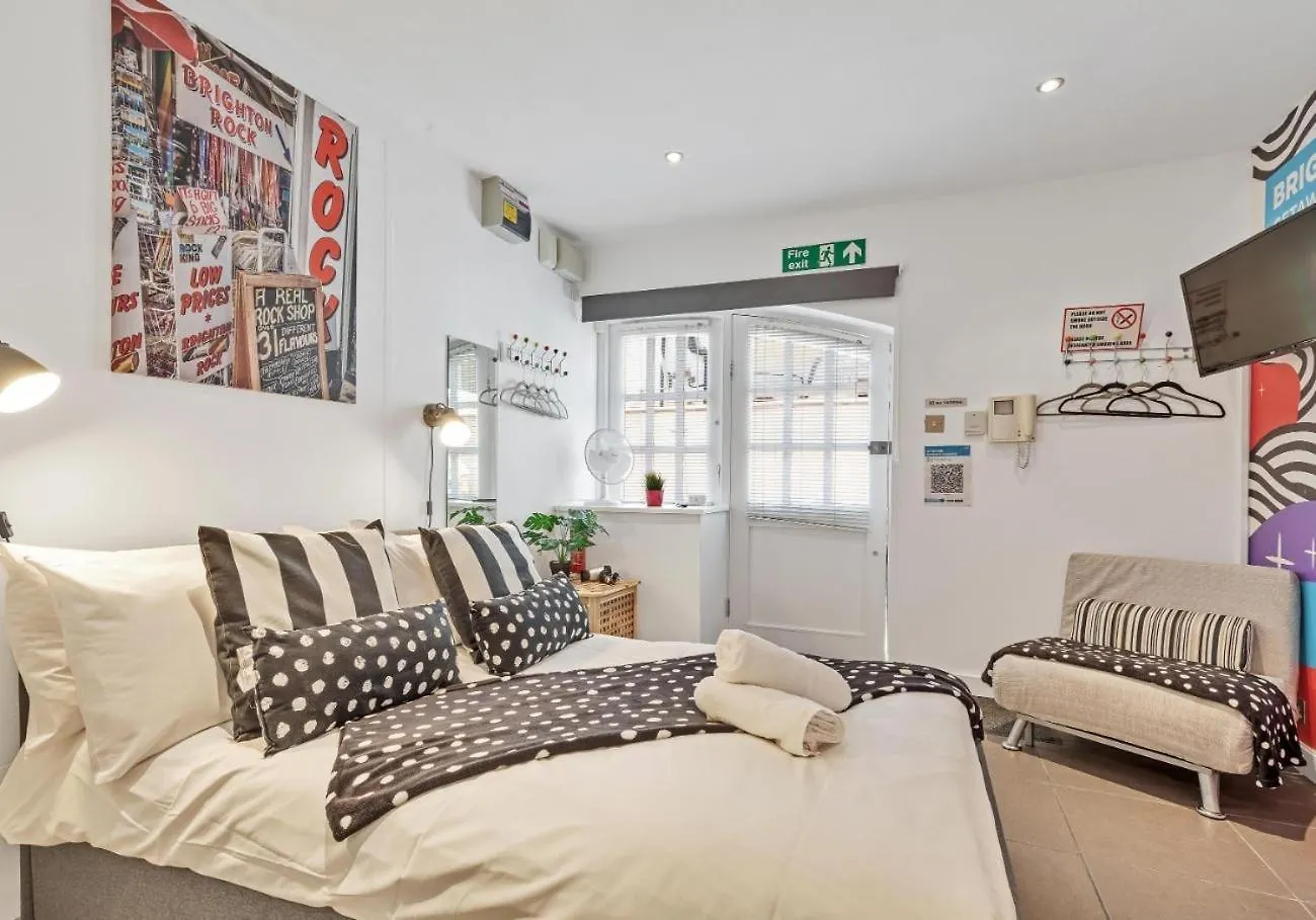 Apartment Artist Studio By My Getaways Brighton